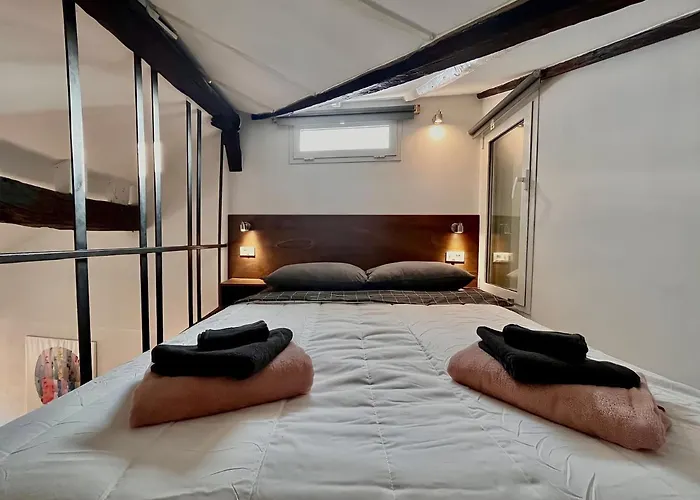 Hotel Piazza Pontida Modern Loft